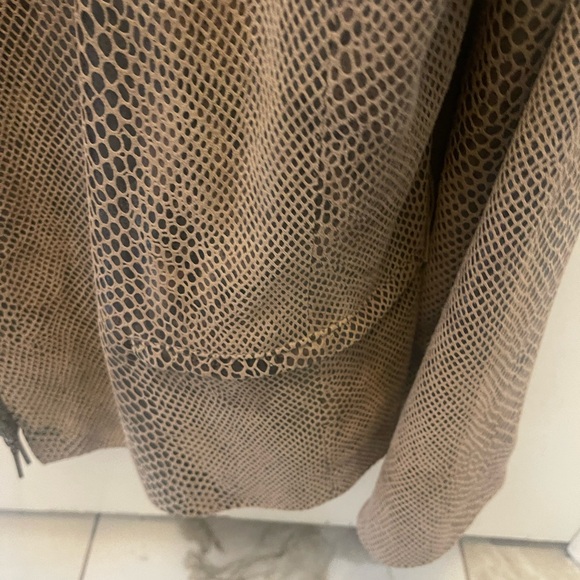 Peter Nygard leather jacket Size 12 - Picture 7 of 9